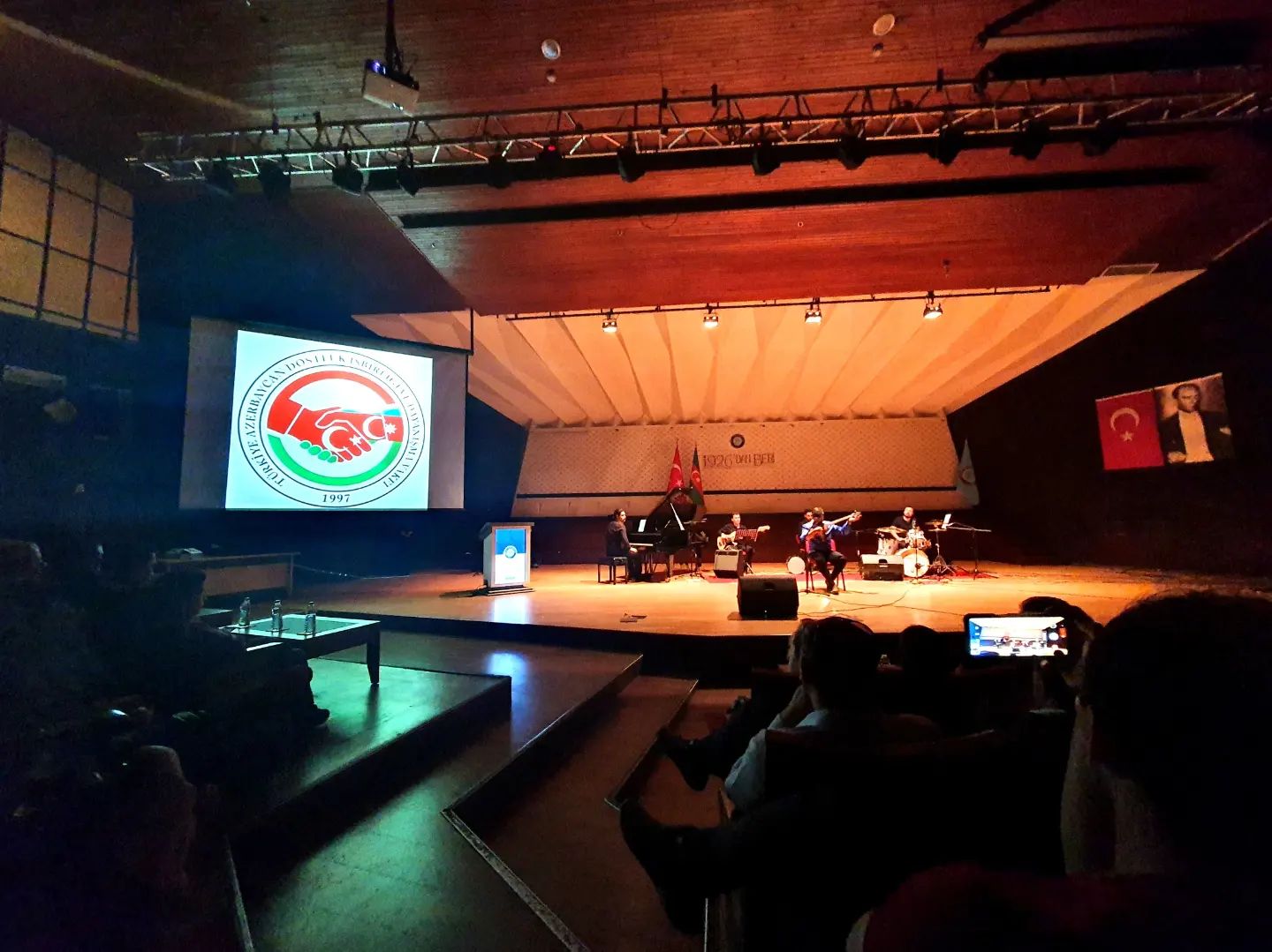 Azerbaycan Bağımsızlık Günü ve Şuşa Beyannamesi yıl dönümü münasebetiyle Gazi Üniversitesi'nde Konser