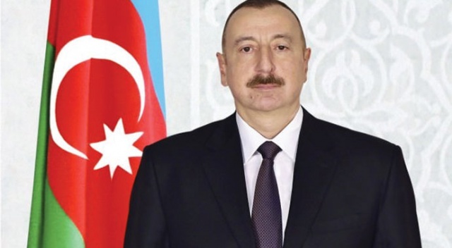 Azerbaycan Cumhurbaşknaı İlham Aliyev, 1 yıllık maaşını koronavirüsle mücadeleye bağışladı