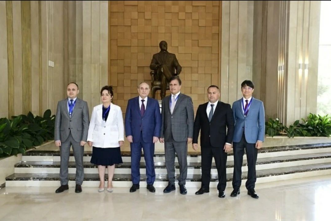 Prof.Dr.Aygün Attar TDT Uluslararası Gözlem Misyon Heyetinin Üyesi Olarak YAP Merkez Başkanı Tahir Budagov İle Gerçekleşen Toplantıya İştirak Etmiştir