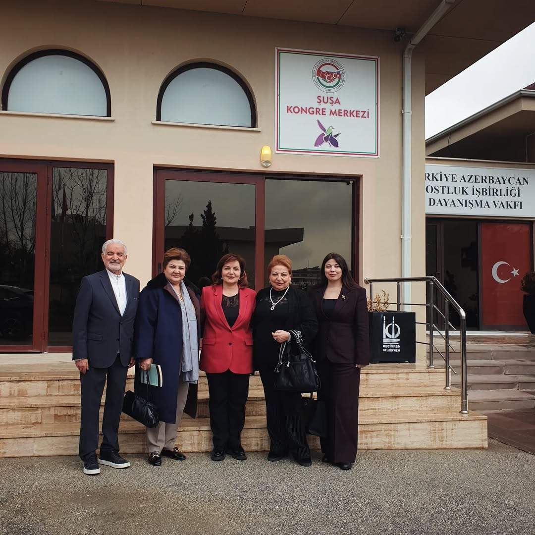 Azerbaycan Cumhuriyeti Milli Meclisi Milletvekilleri , Azerbaycan Basın Konseyi Yönetim Kurulu üyesi  ve Türk İrsinin Araştırılması Merkezi Başkanı TADİV Başkanı Prof.Dr.Aygün Attar'ı ziyaret ettiler.