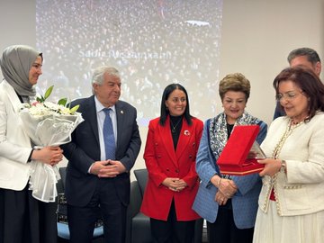 Sabir Rüstemhanlı'nın 80. yıl jübilesi büyük bir coşkuyla kutlandı